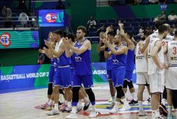 Mondiali basket 2023 Serbia-Italia 76-78: impresa Azzurra. Fontecchio è l'anima, Datome il cuore