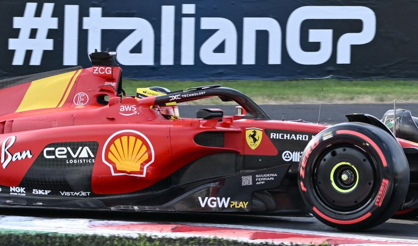 Qualifiche F1 GP Monza, Sainz dopo la pole: "Ho avuto la pelle d'oca". Vasseur: "Una pietra miliare"