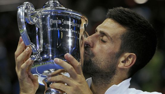 Tennis, Djokovic fa 24: Toni Nadal lo incorona come il miglior sportivo di sempre e svela il ritorno di Rafa