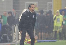 Inter, Inzaghi mostra la “manita” a Pioli: gongola ma morde il freno e fa una rivelazione su Thuram