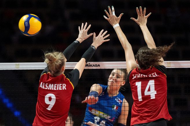 Women&#8217;s volleyball qualifying tournament &#8211; Italy vs Germany