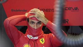 F1, Ferrari: scoppia il caso Sainz in Qatar, perchè non è stato possibile riparare la SF-23. Svelato il retroscena