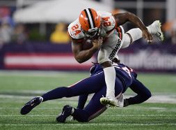 Football NFL, infortunio shock per Nick Chubb: ESPN rifiuta di mostrare il replay