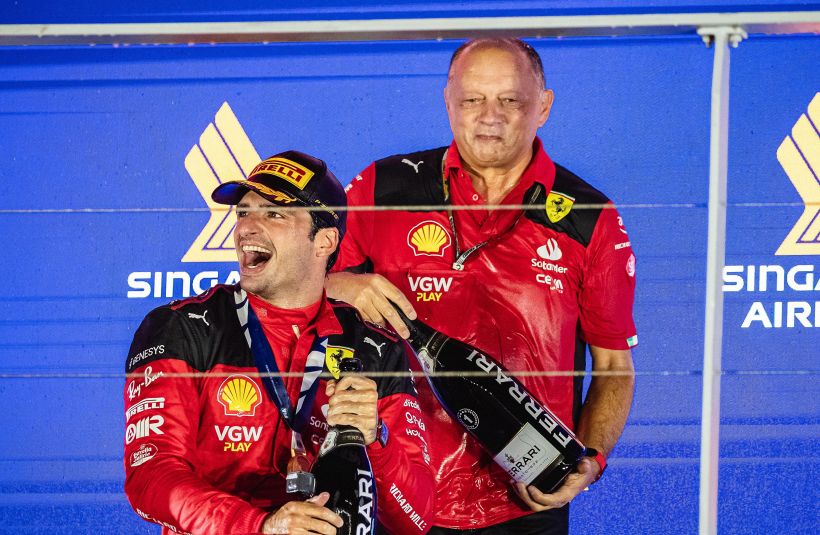 F1, Ferrari: Sainz pronto al rinnovo. Offerta minore rispetto a Leclerc ma il futuro di Carlos è segnato
