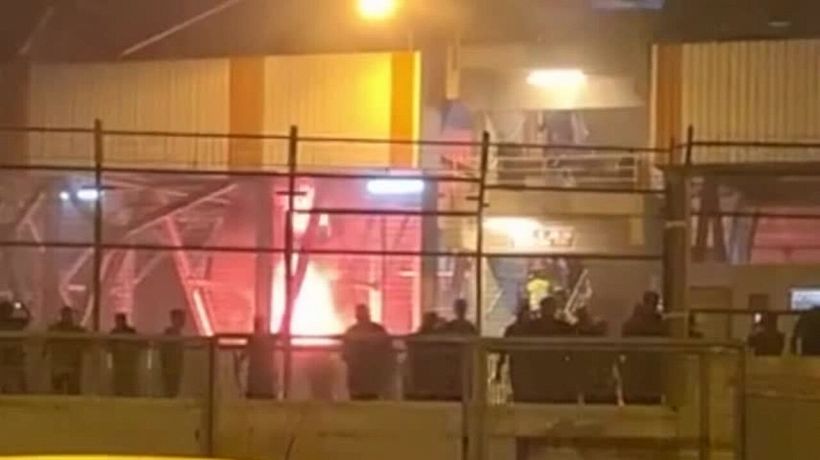 Incendio allo stadio dopo la gara Taranto-Foggia, nessun ferito