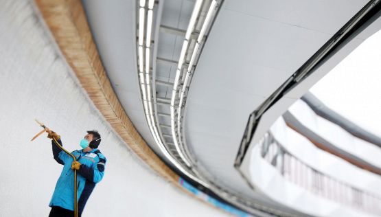 Olimpiadi Milano-Cortina, la pista da bob verso Cesana. Ma c'entra la politica (e le "quote" tra Regioni)