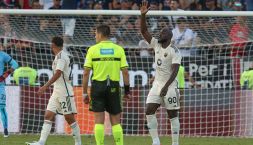 Cagliari-Roma, moviola: Sozza distratto, decide tutto il Var su gol e rigore