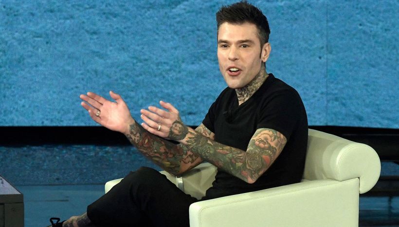 Fedez ospite di Fabio Fazio a "Che tempo che fa": in lacrime per Gianluca Vialli. Appello a Meloni per malattie mentali