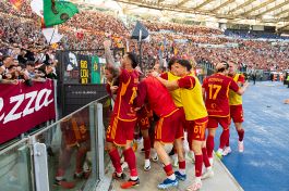 Roma, lo striscione per De Santis è un caso: la protesta dei tifosi del Napoli arriva in Parlamento