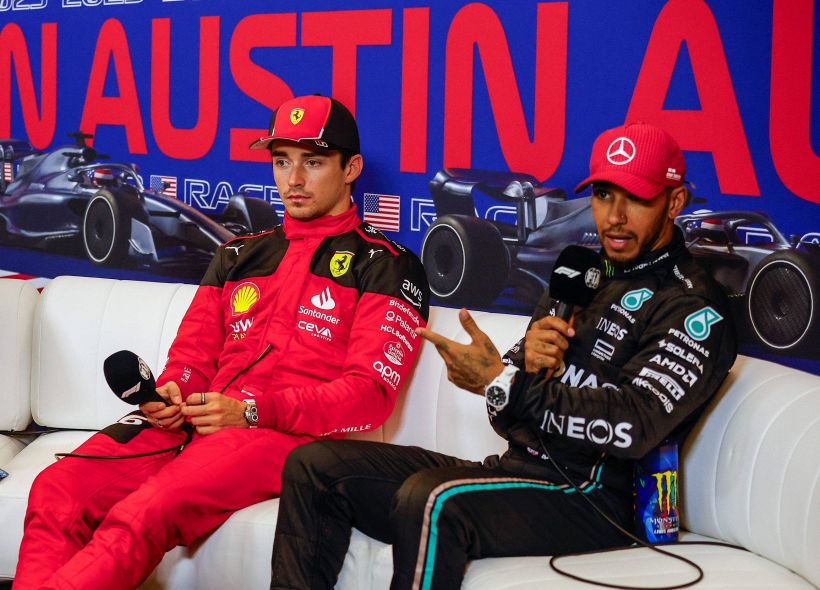 F1, Leclerc ed Hamilton squalificati: il post di Charles con Lewis è virale. Ieri la rabbia via radio con Ferrari