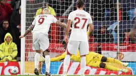 Champions: Icardi grazia e poi affonda lo United, gara folle tra Psv e Siviglia, cos’è successo ieri