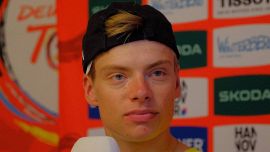 Ciclismo, i gesti razzisti di Thjissen e Mihkels contro i cinesi in un video: entrambi esclusi dal Giro di Guangxi