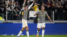 Pagelle Juventus-Verona: Cambiaso all'ultimo respiro. Vlahovic fuori giri, Kean stoppato solo dal Var. Allegri primo