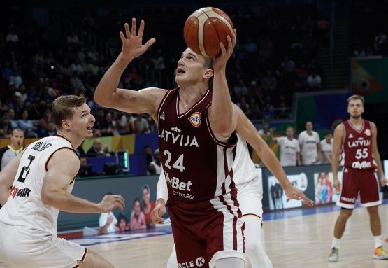 Basket Serie A, top e flop 1a giornata: Napoli da 10, 9 a Grazulis. Tortona malissimo