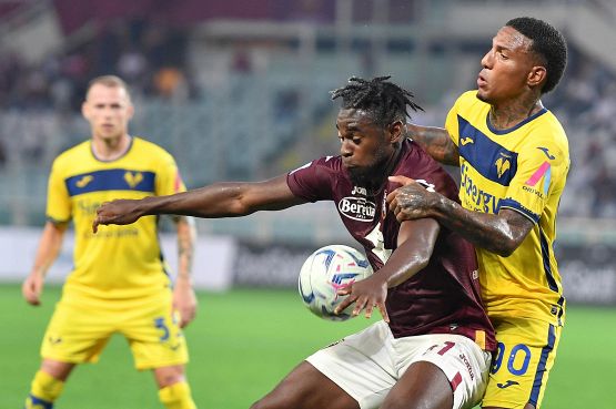 Pagelle di Torino-Verona 0-0: Zapata lotta da solo, Cruz figlio poco d'arte, Schuurs è un muro