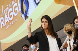 Roma, l’accordo con Riyadh mette a rischio anche l’Expo: i Friedkin nel mirino della Raggi