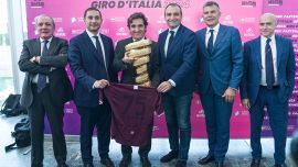 Giro d'Italia 2024, svelata la Grande Partenza e le prime tappe: subito le salite. L'omaggio al Grande Torino