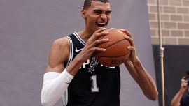 NBA, Wembanyama spopola in campo e fuori: battuta a 110mila dollari la sua card virtuale su Sorare