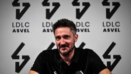 Basket, Gianmarco Pozzecco esonerato dall'Asvel Villeurbanne dopo soli 73 giorni di lavoro