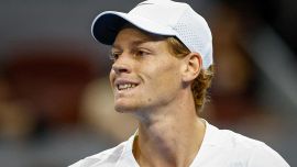 Tennis, Sinner: ufficiale il ritiro da Parigi-Bercy, niente ottavi dopo il match finito quasi alle 3