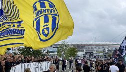 Juventus, Douglas Costa pronto a tornare: i tifosi si spaccano, perché sì e perché no