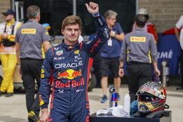 F1, Gp Usa: Verstappen non è sazio, si prende la Sprint Race. Sul podio Hamilton e Leclerc