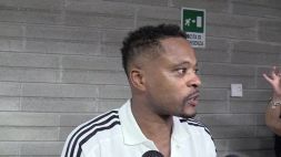 Juve, Evra: "Anche con questi casini sta facendo bene"