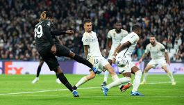 Champions League, Real Madrid-Napoli 4-2: Simeone illude, Anguissa un leone. Meret, errore fatale. Le pagelle
