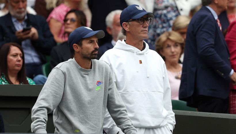 Tennis, Sinner in festa: Vagnozzi e Cahill coach dell'anno ATP. Ma Djokovic tuona: "Doveva vincere Ivanisevic"