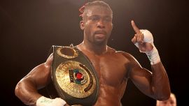 Boxe, Etinosa Oliha alla prima difesa del mondiale WBO: in Germania sfida Vukshinaj, sognando Las Vegas