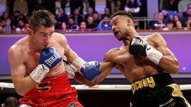 Boxe, che beffa per Signani: una testata di Denny gli apre il sopracciglio e lo costringe a ritirarsi