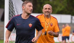 Spalletti-Totti, dopo 6 anni pace celebrata con un abbraccio 