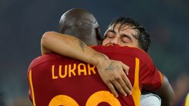 Pagelle di Servette-Roma 1-1: Bedia risponde a Lukaku. Pasticcio di Cristante, Dybala sottotono