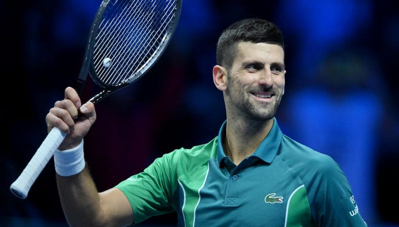 Tennis ATP Finals Torino, Djokovic demolisce Alcaraz e raggiunge Sinner in finale