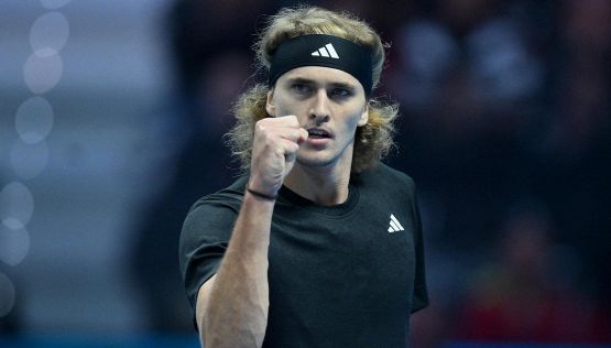 Tennis ATP Finals Torino: debutto amaro per Alcaraz, vince un grande Zverev in tre set