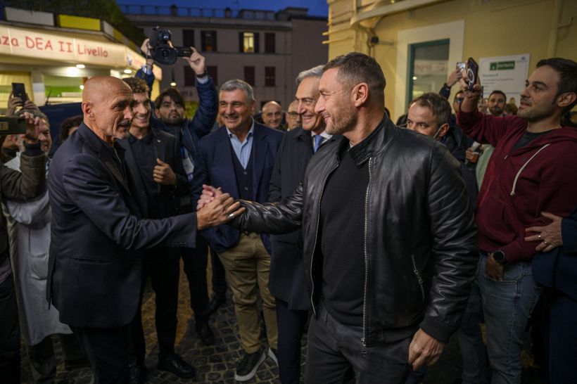 Italia-Macedonia del Nord: Spalletti rivive la pace con Totti, dimentica gli infortuni e chiama l’Olimpico