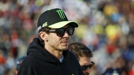 MotoGP, Valentino Rossi avverte Bagnaia e Bezzecchi: “Marquez in Ducati è un pericolo”