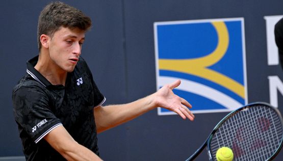 Tennis Next Gen ATP Finals: Nardi vince il derby contro Cobolli, che ora spera in Fils per le semifinali