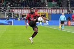 Milan Chaka Traorè, che gaffe sui social: condivide il post contro Pioli poi fa dietrofront