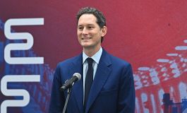 Juventus e Ferrari, John Elkann rompe il silenzio sul futuro: da Allegri agli investitori esteri fino al rinnovo di Sainz-Leclerc