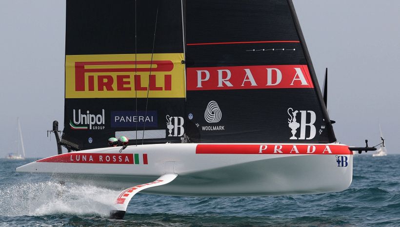 Vela, America's Cup: Luna Rossa show alle regate preliminari di Gedda, vince la terza Fleet Race ed è seconda