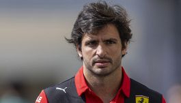 F1 Gp Abu Dhabi, Verstappen non fa sconti, Leclerc felice, Sainz deluso: "Sono rimasto nel traffico"