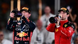 F1, pagelle GP Abu Dhabi: Verstappen insaziabile, garone di Leclerc che merita 10. Sainz disperso, Tsunoda eroico