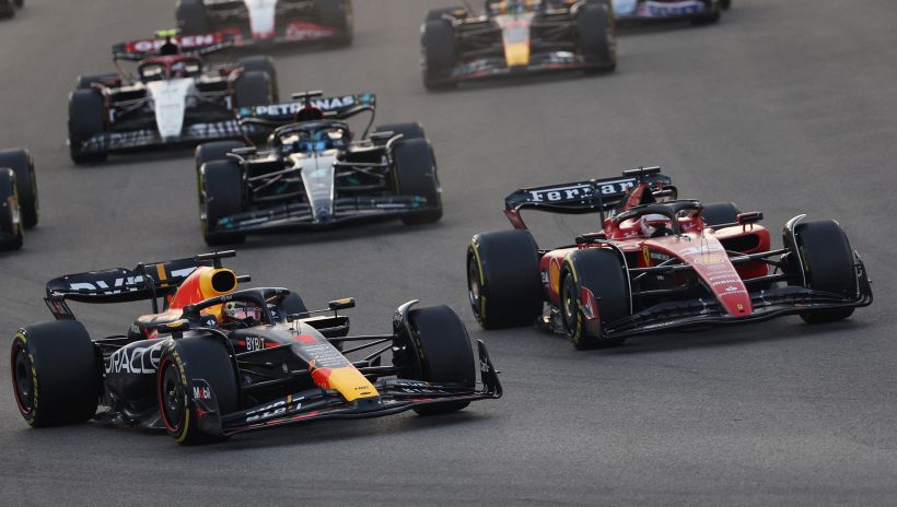 F1 GP Abu Dhabi: Verstappen vince anche l'ultima, Leclerc chiude in bellezza, è 2°. Ferrari manca il sorpasso alla Mercedes