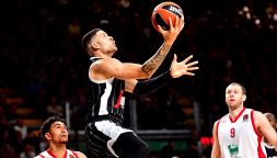 Basket, Eurolega: Virtus Bologna-Olimpia Milano 86-79, il derby promuove Banchi e boccia ancora Messina