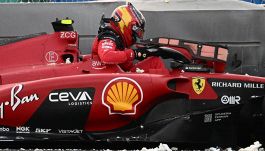 F1, Gp Abu Dhabi, Sainz a muro, le immagini dello schianto. Hulkenberg finisce testa-coda