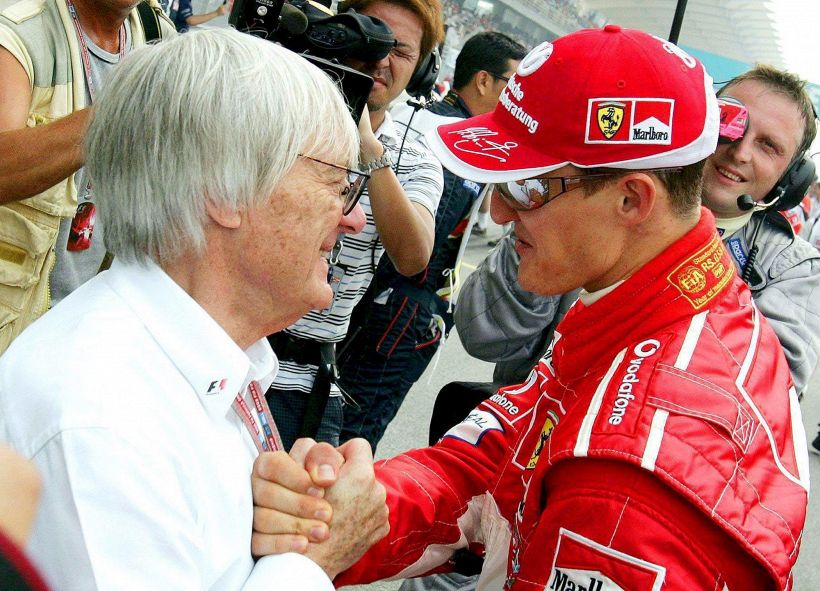 Michael Schumacher, Ecclestone si emoziona: "Mi manca, in Ferrari tutti lo seguivano"