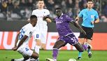 Fiorentina-Genk, moviola: l’arbitro sbaglia tutto e nel finale perde la testa