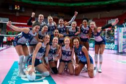 Volley femminile A1: Roma e Firenze ai quarti di Coppa Italia. Egonu e Akimova, Natale da 20 punti