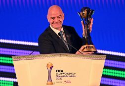 Mondiali per club, la Fifa sceglie il ranking Uefa “aggiustato” con Juve e Napoli in lizza ma c’è la prima polemica
